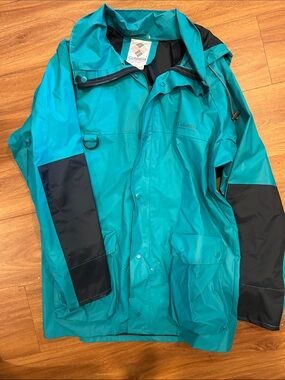 Columbia Teal and Black Men's Waterproof Rain Jacket